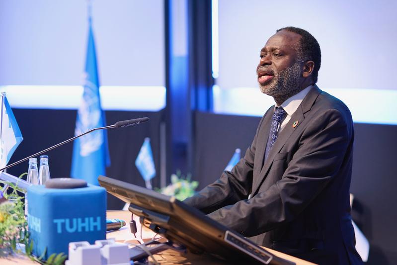 Prof. Tshilidzi Marwala at the opening of the First Annual Meeting of the UNU Hubs at TU Hamburg