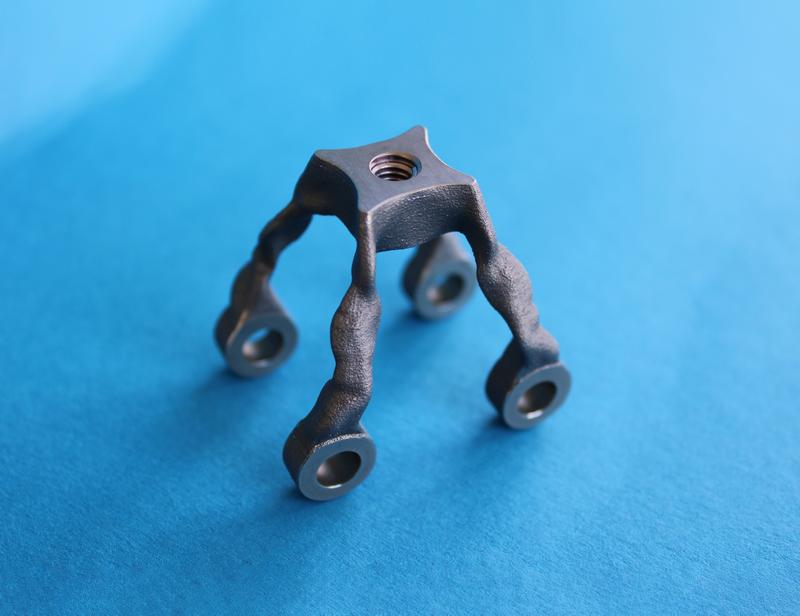 Verbindungselement (Material: Ti-6Al-4V)