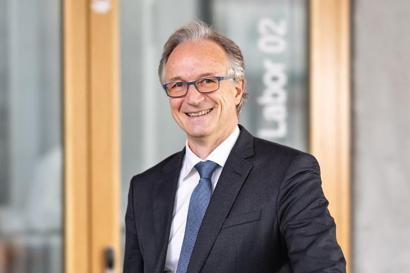 Professor Frank Würthner receives his second ERC Advanced Grant. 