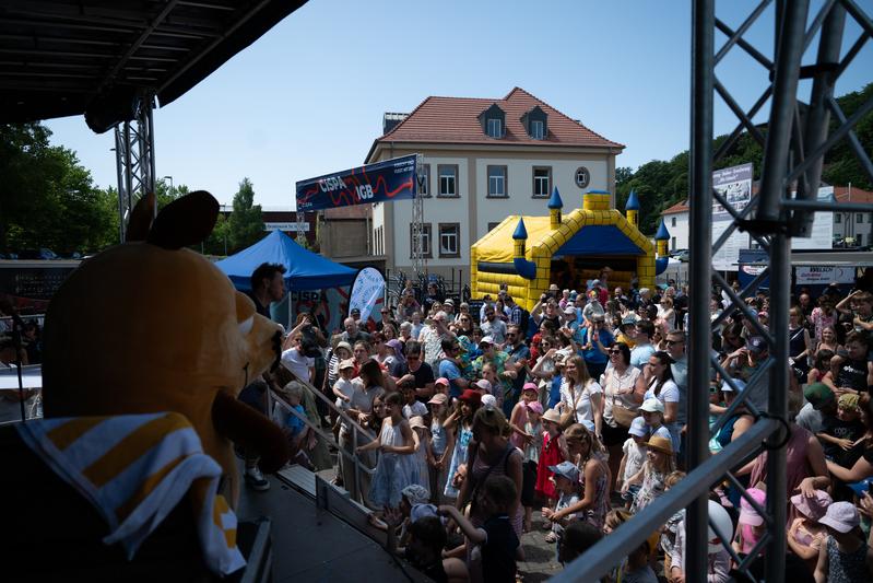 Beim großen Bürgerfest "CISPA loves IGB" am 21. Juni in St. Ingbert gab es Forschung zum Anfassen und viel Unterhaltung für alle Altersklassen.