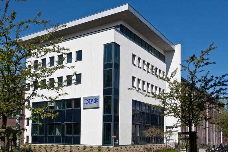 Das Leibniz-Institut für Plasmaforschung und Technologie (INP) in Greifswald: Seit 20 Jahren bringt das Institut wissenschaftliche Erkenntnisse erfolgreich in die Anwendung – unter anderem durch sechs Ausgründungen.