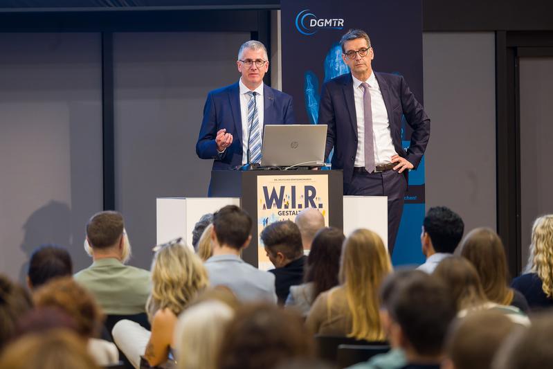 Die Kongresspräsidenten Prof. Dr. Martin Mack (li.) und Prof. Dr. Michael Uder