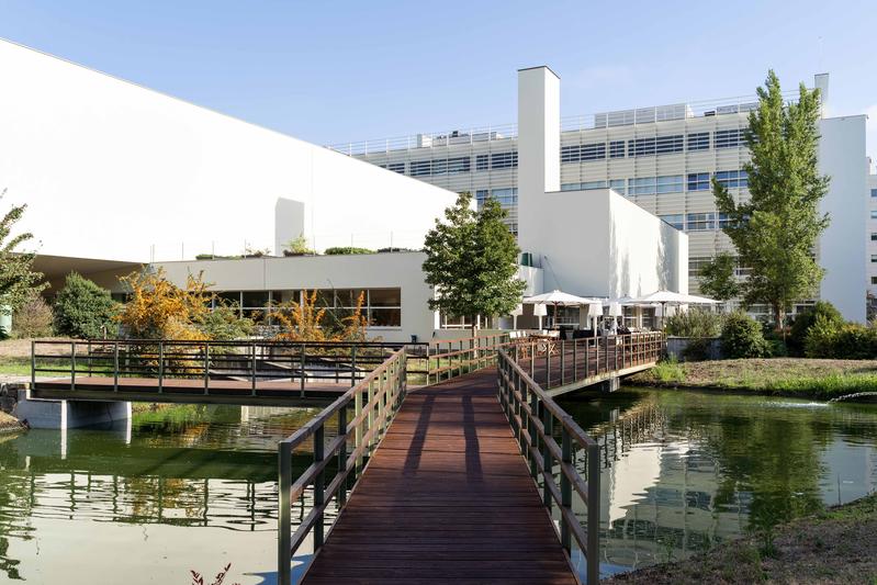 Zum Wintersemester 2025 startet an der Hochschule für Wirtschaft und Recht Berlin ein neues englischsprachiges Double-Degree-Programm der Berlin Professional School und der Porto Business School – digital, international und praxisnah.