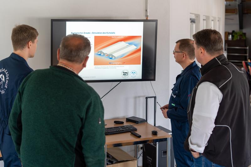 Der digitale Zwilling liefert erste Hinweise darauf, welche Maßnahmen in Zukunft zu einem besseren Stallklima führen können.“