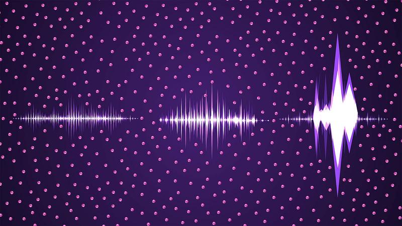 Abb. 1: Eine eintreffende Röntgenlichtwelle (links), die aus einer chaotischen Verteilung sehr schneller Spitzen besteht, interagiert mit Atomen (violette Punkte) in einem Gas, um bestimmte Spitzen (rechts) in der Lichtwelle zu verstärken.