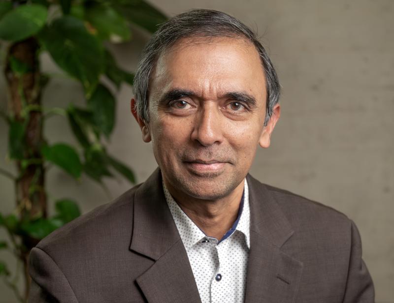 Dr. Roshan Paul