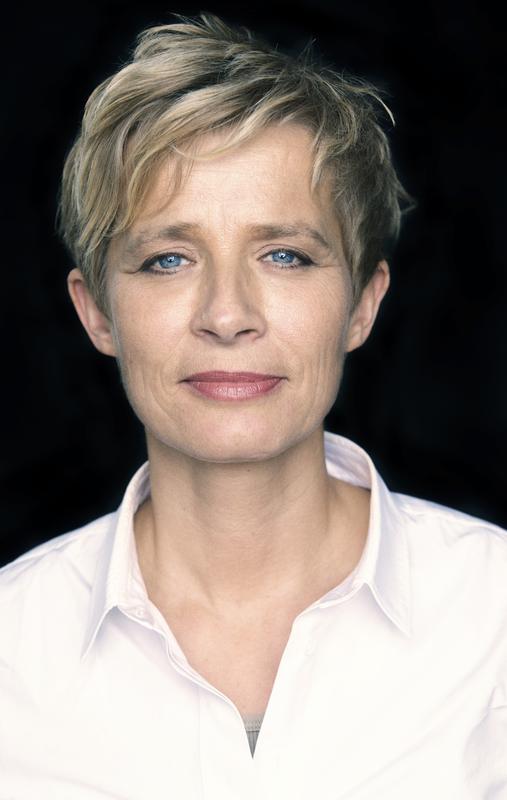 Professorin Claudia Gerhards