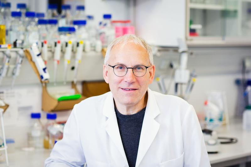 Prof. Wilfried Schwab
