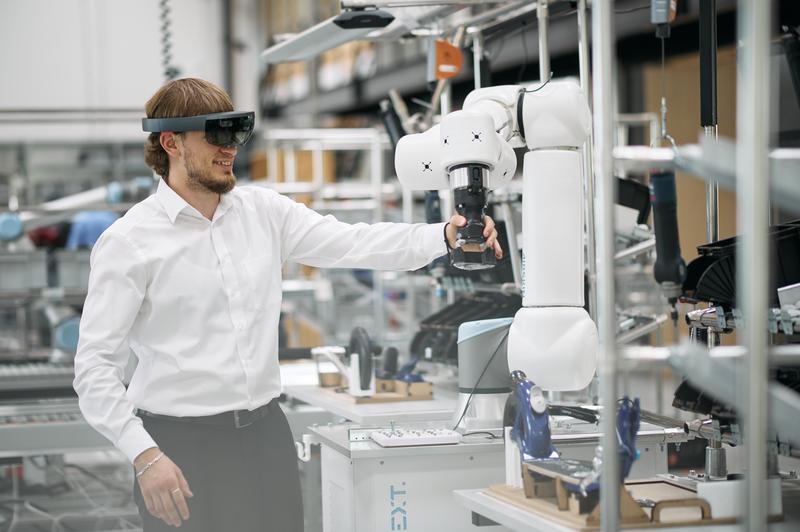 In den neuen Studiengängen der Fakultät NXT sollen Mensch, Technologie und Zukunft vollständig integriert gedacht werden