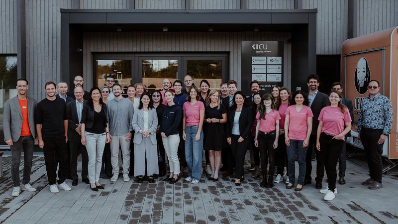 Viele Akteurinnen und Akteure des baden-württembergischen Startup-Ökosystems trafen sich beim Ulmer Halt der NXTGN-Sommertour
