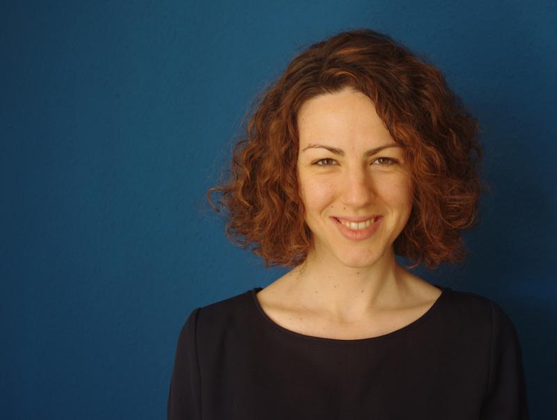 Dr. Fiona Kazarovytska, wissenschaftliche Mitarbeiterin der Abteilung Sozial- und Rechtspsychologie am Psychologischen Institut der JGU und Juniormitglied im Gutenberg Academy Fellows Program (GAFP) der Universität