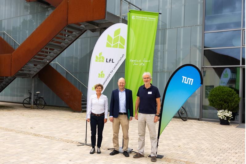 Die Koordination des Lenkungskreises des AgroMissionHubs liegt bei (v.l.): Dr. Annette Freibauer (LfL), Prof. Dr. Christoph Moning (HSWT), Prof. Dr. Senthold Asseng (TUM)