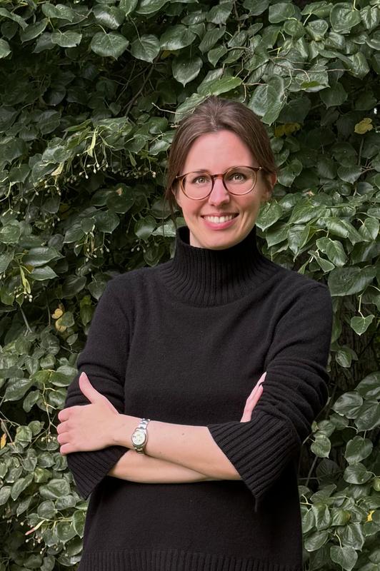 Prof. Dr. Julia Bechteler leitet die neue Arbeitsgruppe „Ökologie & Evolution der Moose“ am Senckenberg Institut für Pflanzenvielfalt (SIP) an der Universität Jena.