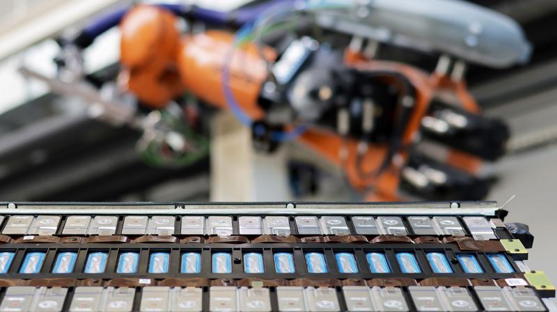 Erst durch Automatisierung werden Demontageprozesse wirtschaftlich.