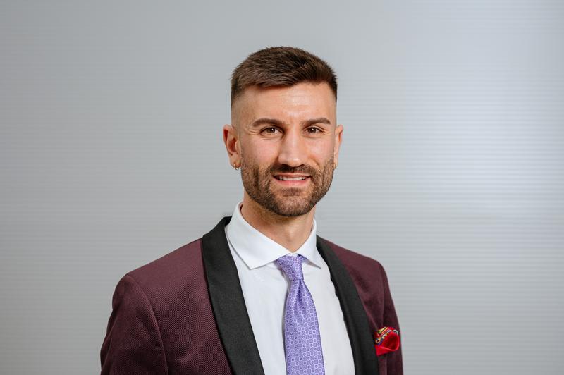 Professor Paul Motzki