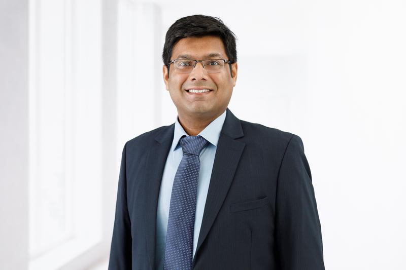 Dr. Mahak Singhal