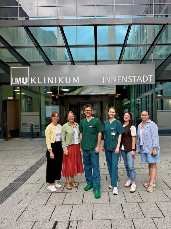 Münchner Studienteam, von links nach rechts: Dr. Anna-Luisa Häcker, Janina Neubarth-Mayer, PD Dr. med. Moritz Sinner, Dr. Marie Schubert, Mara Fachler, Kseniia Schmidt