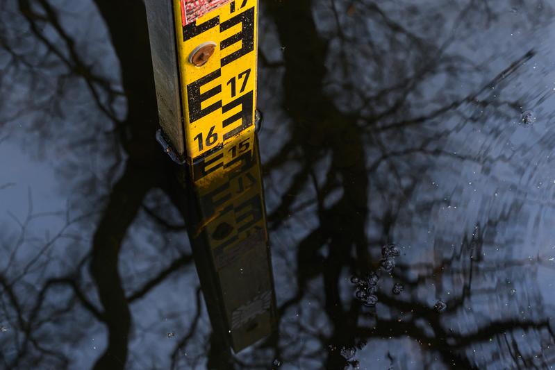 Beispielfoto: Der Wasserstand kann natürlicherweise oder menschengemacht schwanken.