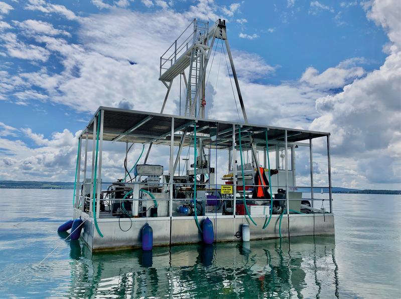 Kann schwimmen, kann bohren und Sedimentkerne auch aus lockerem Untergrund gewinnen: High-Performance Coring Rig "HiPerCoRig" des GFZ, eine Dauerleihgabe der TU Braunschweig. 