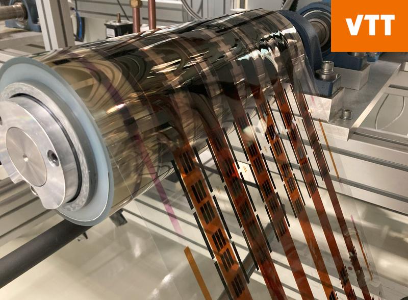 Flexible Rolle-zu-Rolle-Verarbeitung von Perowskit-Solarzellen in der Pilotlinie von VTT
