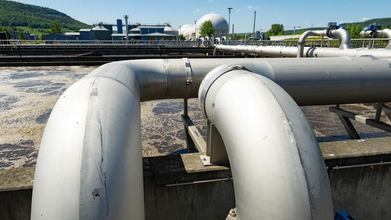 Kläranlage in Jena-Zwätzen. Hier wird Abwasser aufbereitet. Das »ThWIC«-Konsortium setzt sich für einen nachhaltigen Umgang mit der Ressource Wasser ein.