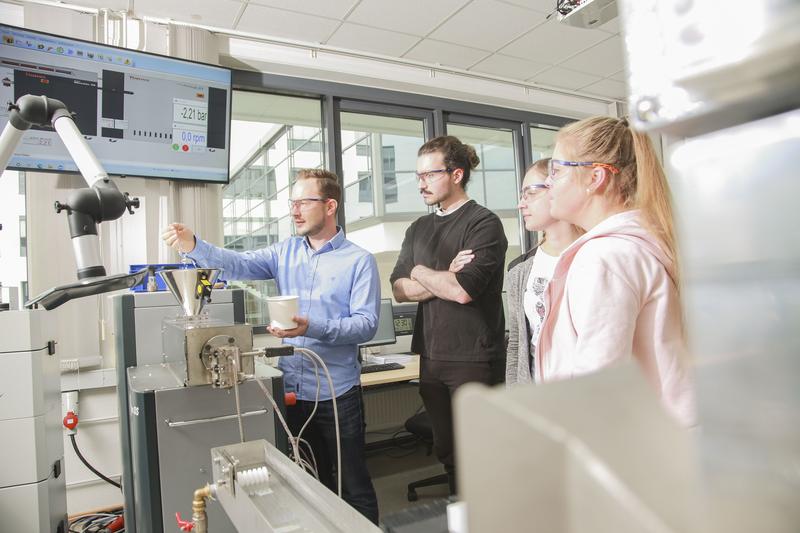 DHBW Karlsruhe Kunststofflabor
