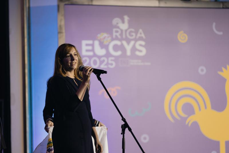 Dr. Jessica Bönsch, Geschäftsführende Vorständin der Stiftung „Jugend forscht e. V.“ beim diesjährigen Contest in Riga.