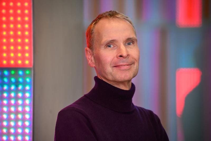 Prof. Haucke