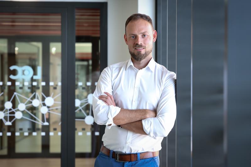 Laborleiter Stefan Posch vom Institut für Thermodynamik und nachhaltige Antriebssysteme der TU Graz.