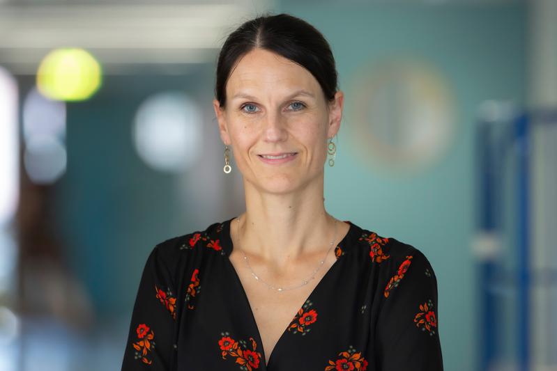 Prof. Dr. med. Judith Feucht vom Universitätsklinikum Tübingen wird von der Aventis Foundation mit einem Life Sciences Bridge Award ausgezeichnet