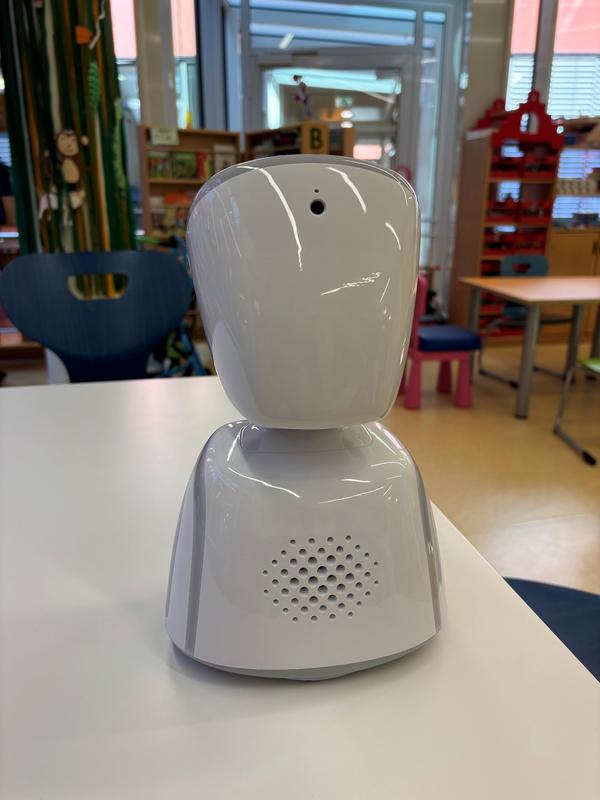 Der Telepräsenz-Avatar ermöglicht es Kindern und Jugendlichen auch aus dem Krankenhaus heraus am Unterricht teilzunehmen.