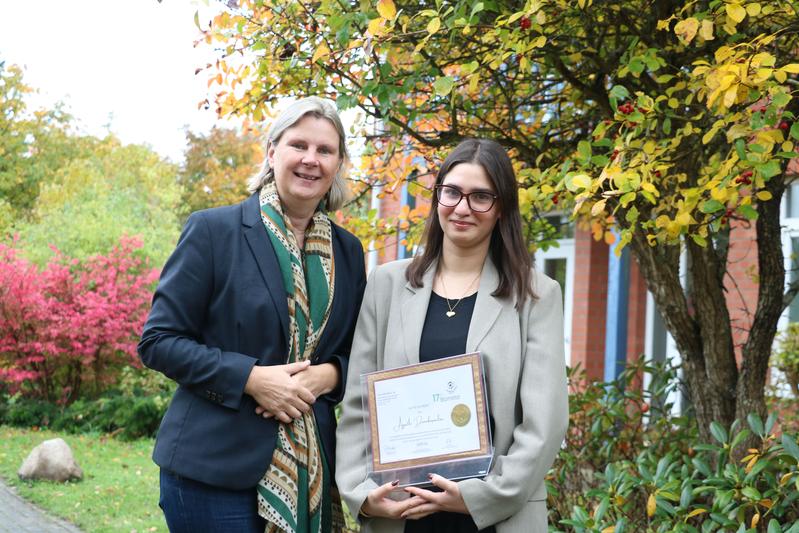 Prof. Dr.-Ing. Petra Maier und Agathi Dimakopoulou