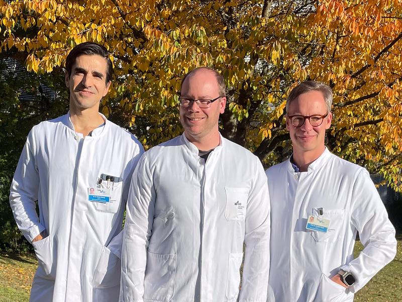 Von links nach rechts: Dr. Erik Thiele Orberg, Sascha Göttert und Prof. Hendrik Poeck 