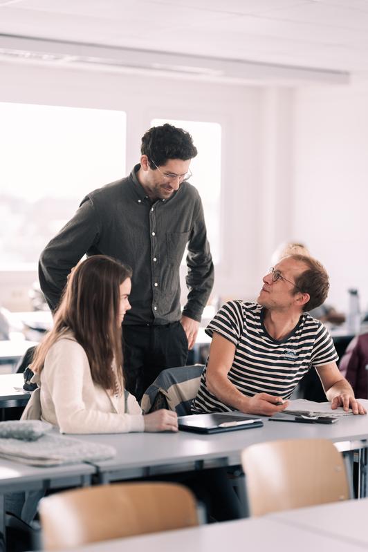 Studium der Sozialen Arbeit an der Technischen Hochschule Augsburg.