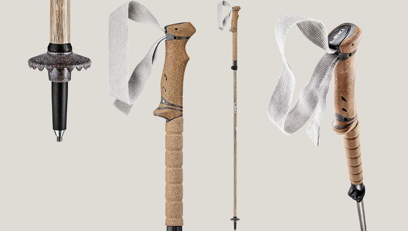 Wanderstock aus nachwachsenden Rohstoffen. Auch die Griffschlaufe besteht aus Naturfasergewebe und die Anbauteile bestehen aus biobasierten Materialien.