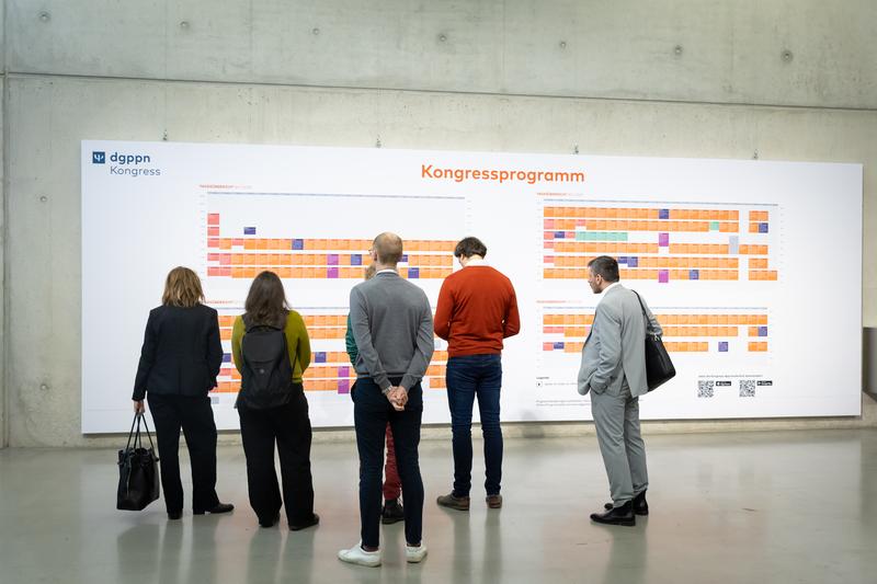 Mehr als 500 Veranstaltungen zu aktuellen Themen der Psychiatrie und Psychotherapie auf dem DGPPN Kongress 2025