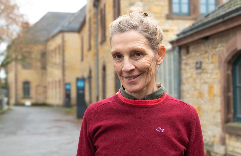 Maren Roling arbeitet ebenfalls an den mehrsprachigen Online-Videokursen für Eltern und Pflegefachkräfte.