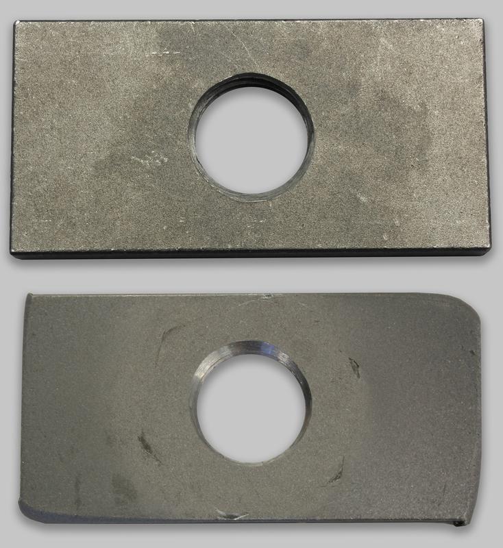 Prüfflügel vor (oben) und nach (unten) dem LCPC-Versuch.