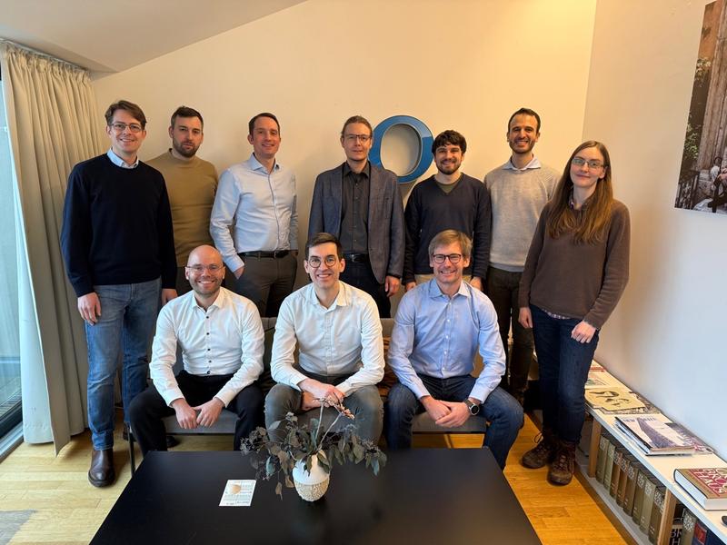 Florentin Reiter (Fraunhofer IAF), Carsten Zwilling (point8), Sascha Heußen (neQxt), Florian Kruse (point8), Roman Bansen (neQxt), Nikolas Knake (VDI TZ), Jesko Merkel (point8), Tobias Nauck (Fraunhofer IAF), Edoardo Carnio, Lina Vandré (both neQxt) 