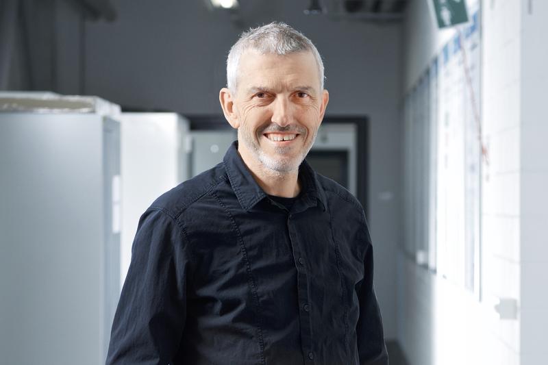 André Prévôt ist Forscher am Zentrum für Energie- und Umweltwissenschaften des Paul Scherrer Instituts PSI. Gemeinsam mit Forschenden aus acht Ländern hat er die Ursache des berühmt-berüchtigten Smogs in Sarajevo aufgeklärt. 