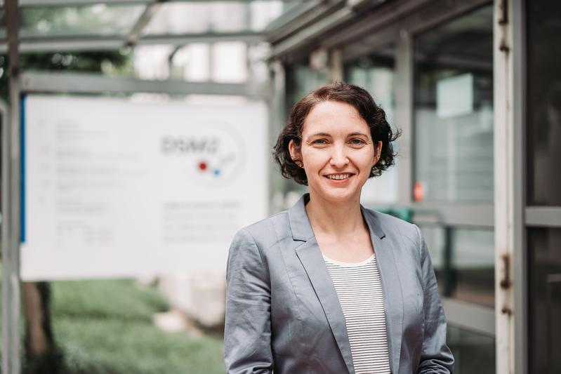 Prof. Dr. Yvonne Mast, microbiologist and head of the Department of Bioresources for Bioeconomy and Health Research at DSMZ