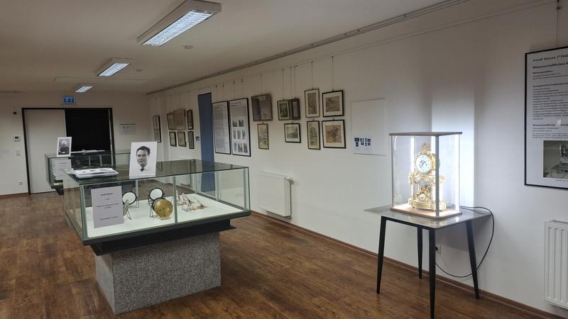 Die Ausstellung der Werke 2