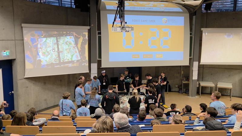 Mit viel Kreativität und technischem Know-how entwickelten die Teams Lösungen, um Herausforderungen von Archäologinnen und Archäologen zu verstehen und zu meistern.