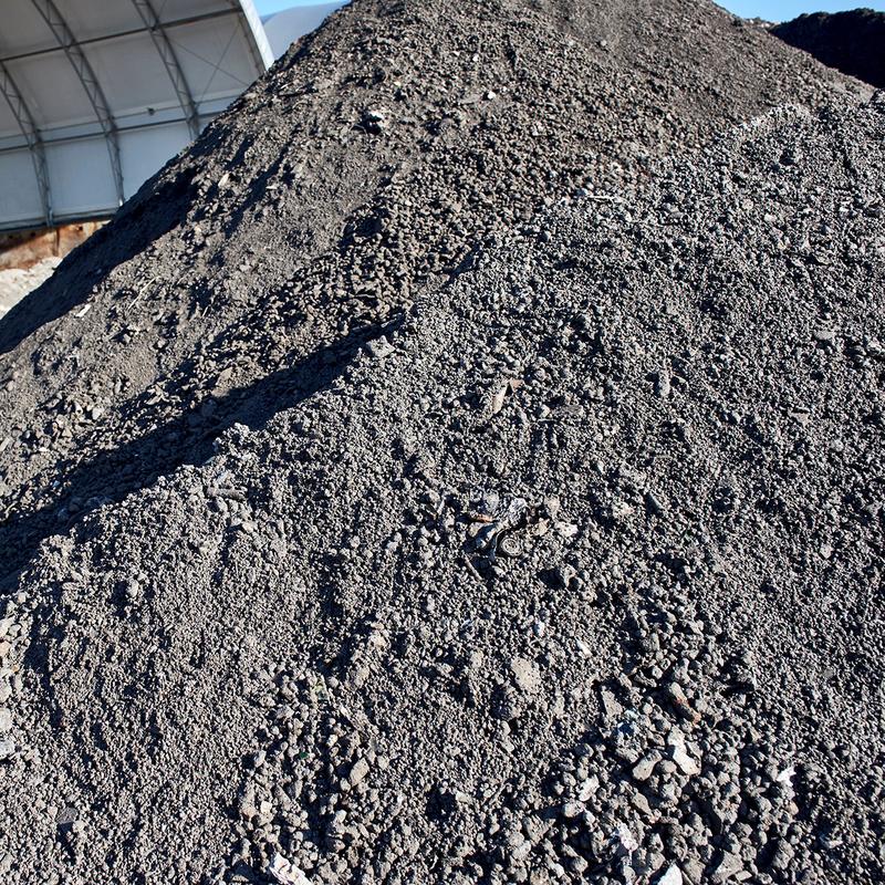 Hausmüllverbrennungsasche