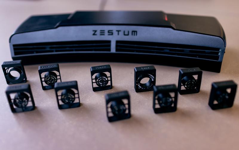 Versprüht Düfte passend zum Geschehen auf dem Bildschirm: Die Scentbar vom Start-up Zestum.