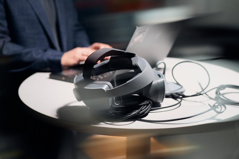 Im Profilschwerpunkt Konstruktion und Entwicklung am Fachbereich Ingenieurwissenschaften und Mathematik wird Virtual Reality schon seit mehreren Jahren insbesondere in der Lehre eingesetzt. 