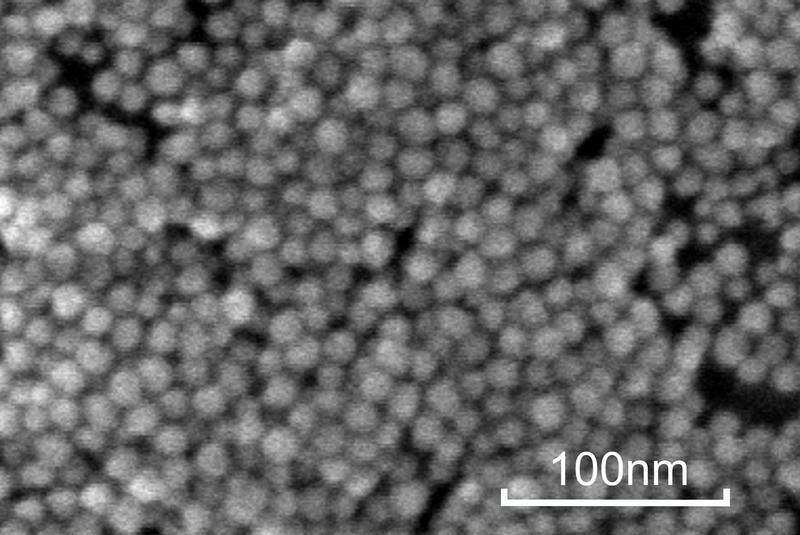 Scanning electron microscope image of ITO nanocrystals. They have a diameter of approximately 15 nm and form a uniform film on a glass substrate. Provided by Ilka Kriegel’s research group at the Politecnico di Torino.