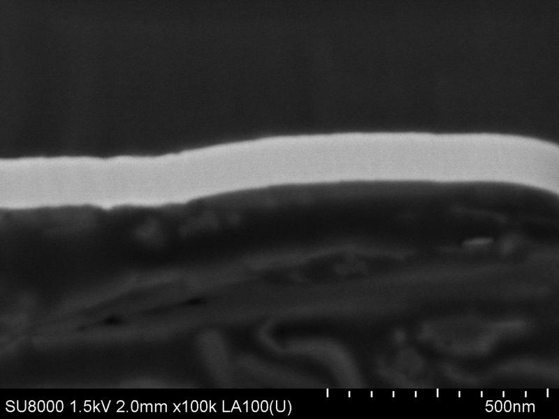 Titan-Schutzbeschichtung mit dichter nano-kristalliner Struktur zur Sicherstellung eines guten elektrischen Kontakts und eines exzellenten Korrosionsschutzes