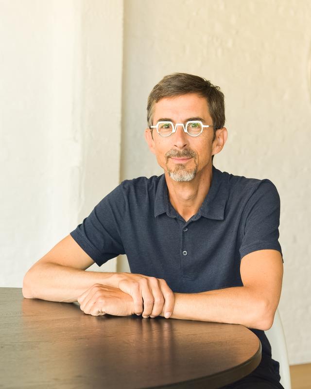 Prof. Dr. Dirk Van Hulle