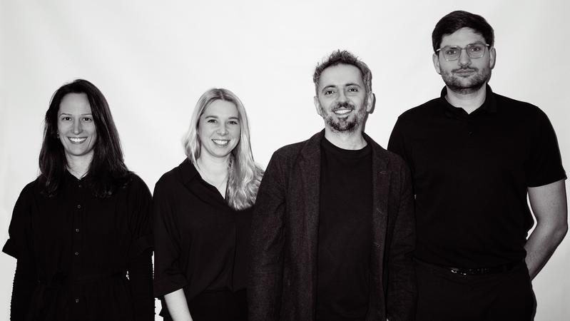 Dr. Milena Žurić, Christina Giesen, Lazar Bochvarov und Alexander Hohle (von links nach rechts) stehen hinter dem Spin-off. Ihre Scanner-Technologie werden sie im Programm »exist-Forschungstransfer« des Bundesministeriums für Wirtschaft und Energie (BMWE)